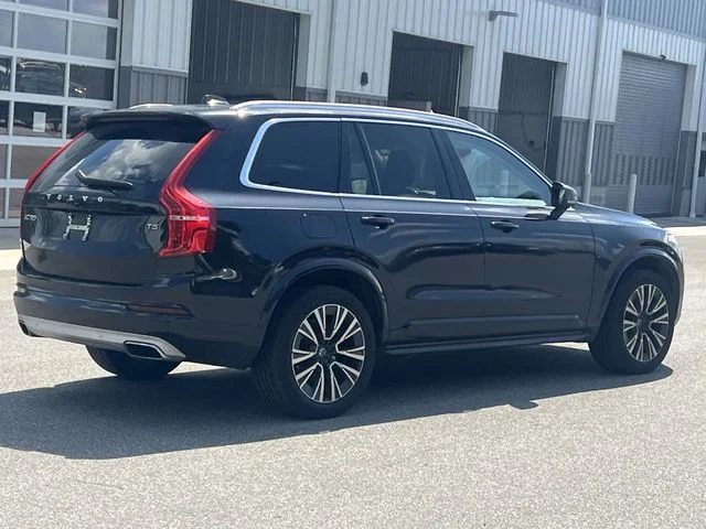 Used 2020 Black Volvo T5 Momentum image 13