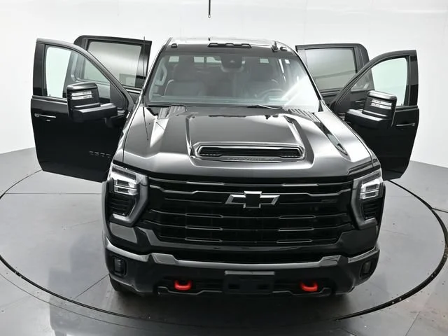 Used 2025 Black Chevrolet LTZ image 44