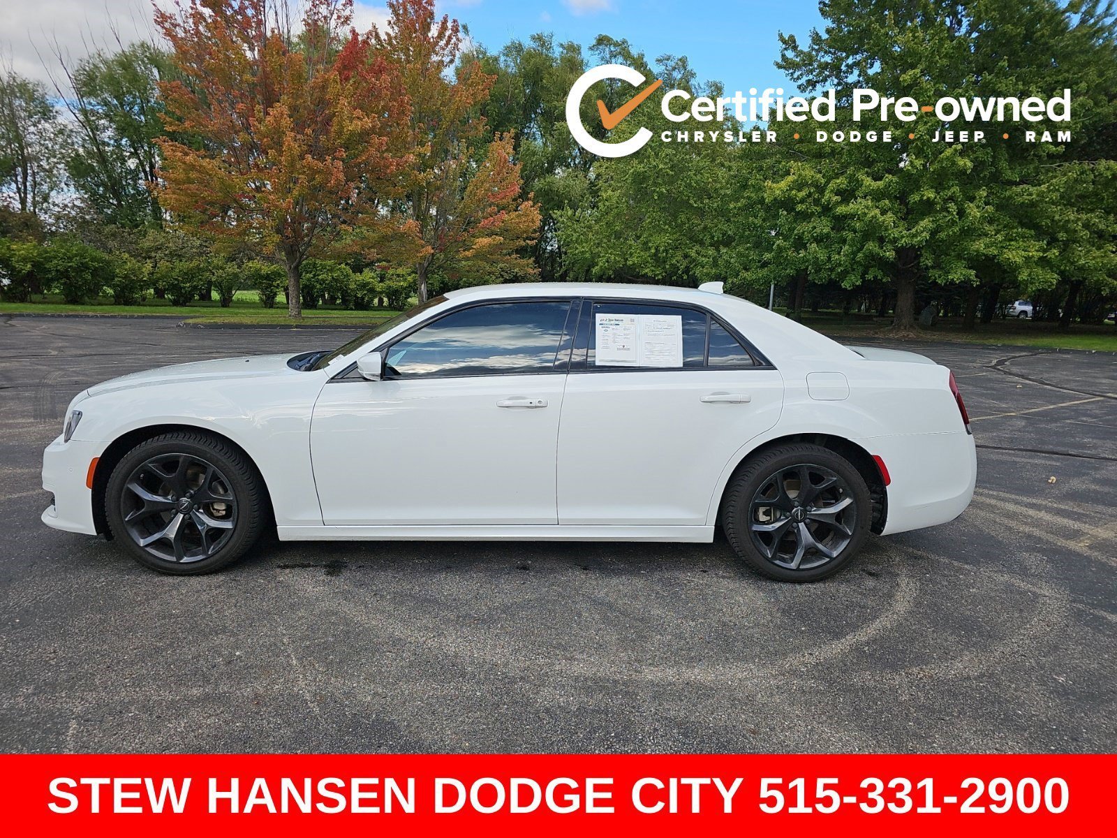 2023 Chrysler 300 Touring L