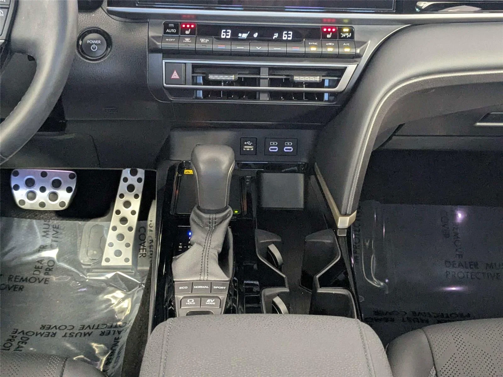 2025 Toyota Camry XSE - Photo 41