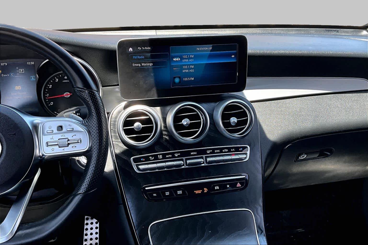 Used 2022 Polar White Mercedes-Benz GLC 300 image 6