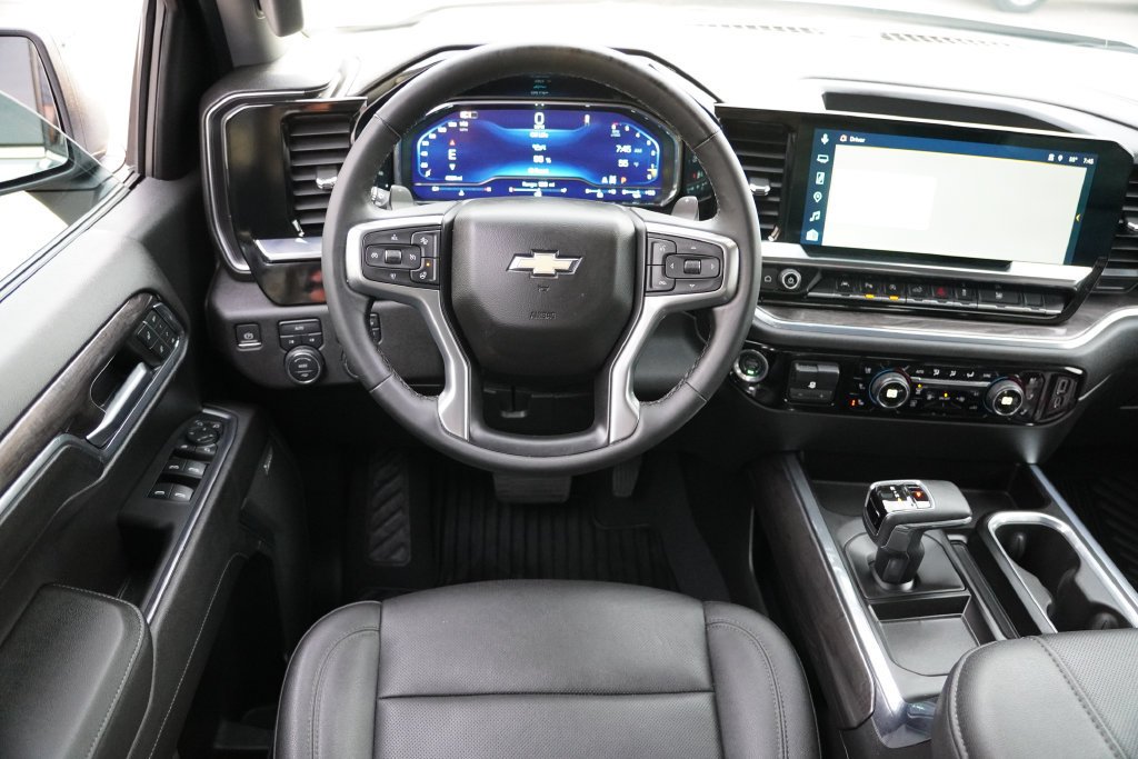 2024 Chevrolet Silverado 1500 LTZ - Photo 20