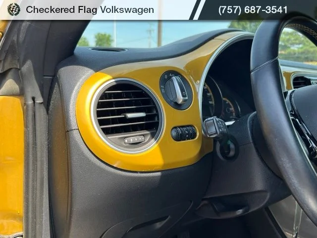 Used 2017 Sandstorm Yellow Metallic/Black Roof Volkswagen 1.8T Dune image 16