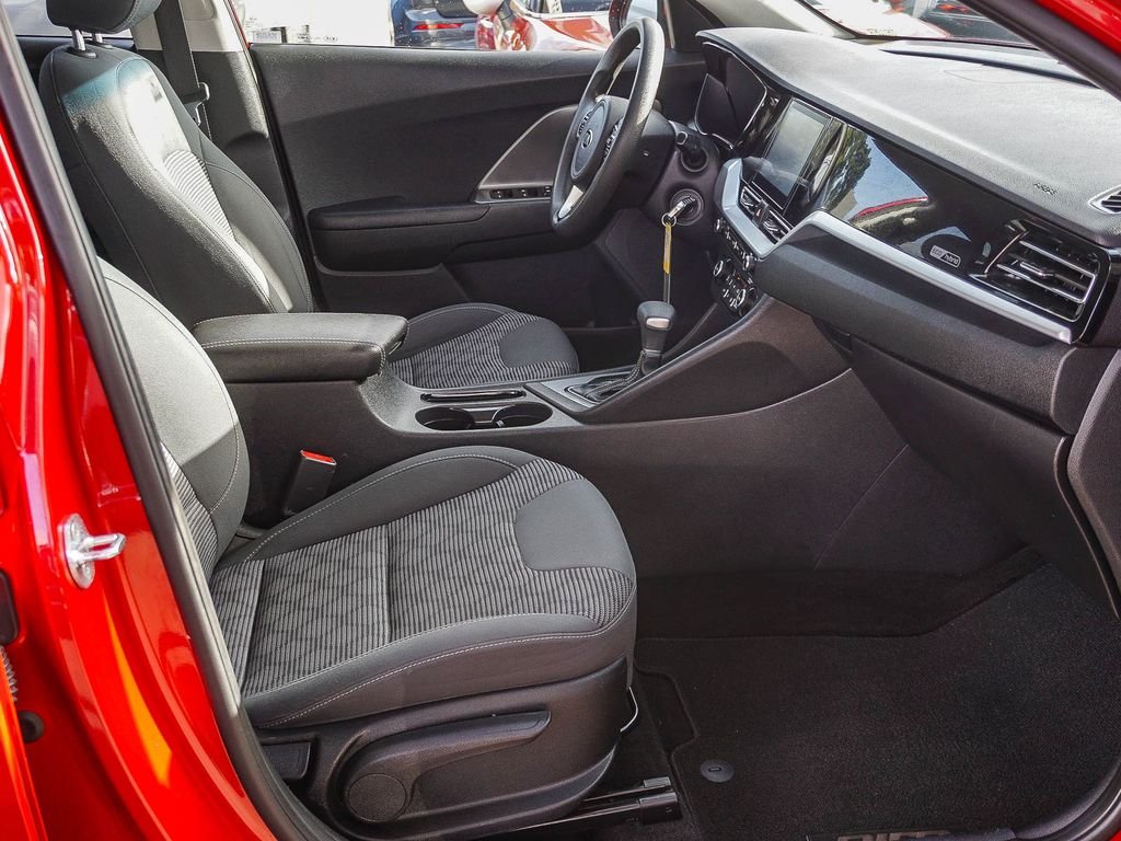 Used 2021 Red Kia LX image 13