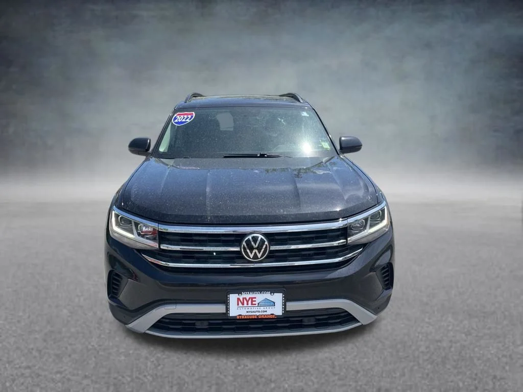 Used 2022 Black Volkswagen 3.6L V6 SE w/Technology image 8
