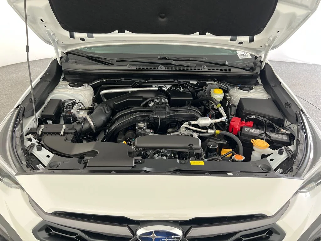 New 2026 CRYSTAL WHITE PEARL Subaru Limited image 24