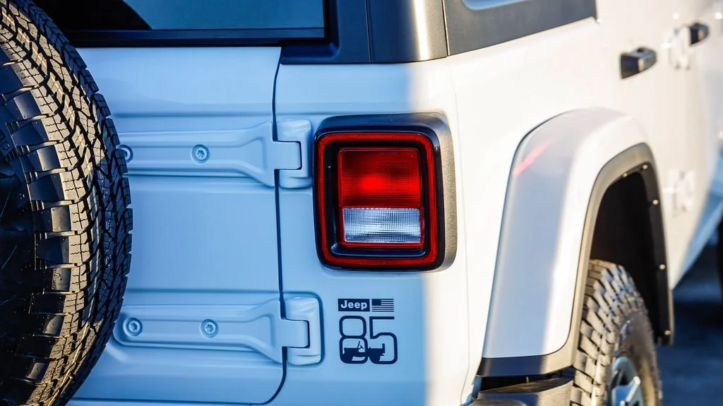 New 2026 White Jeep 85th Anniversary Edition image 10