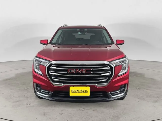 Used 2022 Cayenne Red Tintcoat GMC SLT image 8