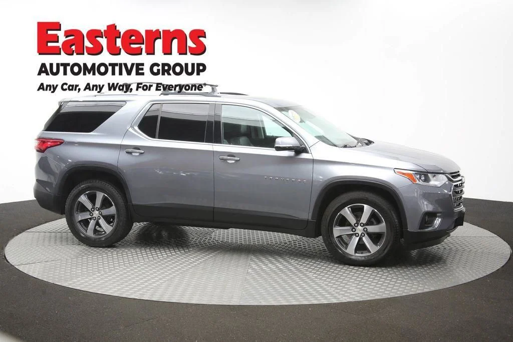 Used 2018 Gray Chevrolet 3LT image 51
