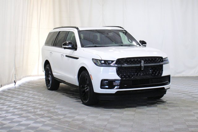 Certified Pre-Owned 2025 Lincoln Navigator Reserve