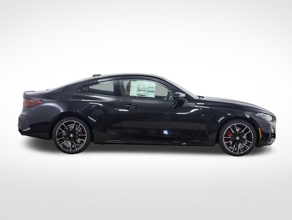 Used 2026 Black Sapphire Metallic BMW M440i xDrive image 7