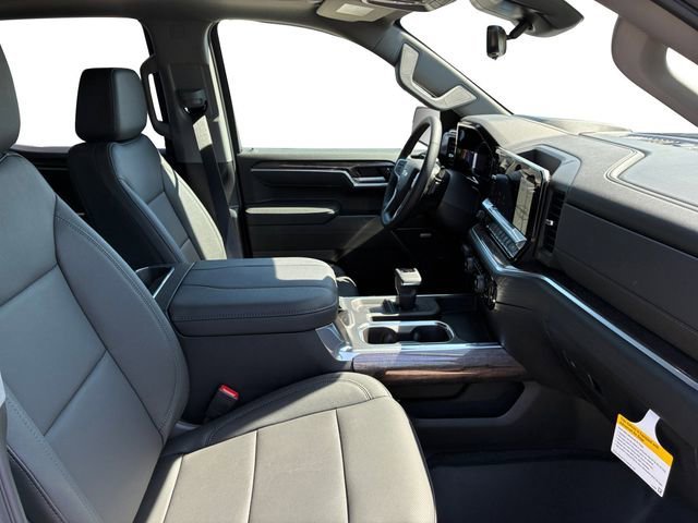 2026 Chevrolet Silverado 1500 LTZ - Photo 13