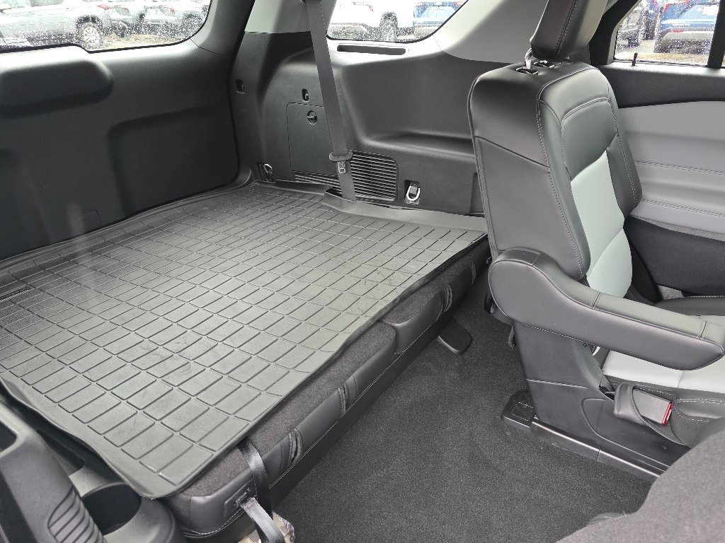 Used 2024 Silver Metallic Ford XLT image 4