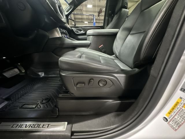 Used 2022 White Chevrolet Z71 image 18