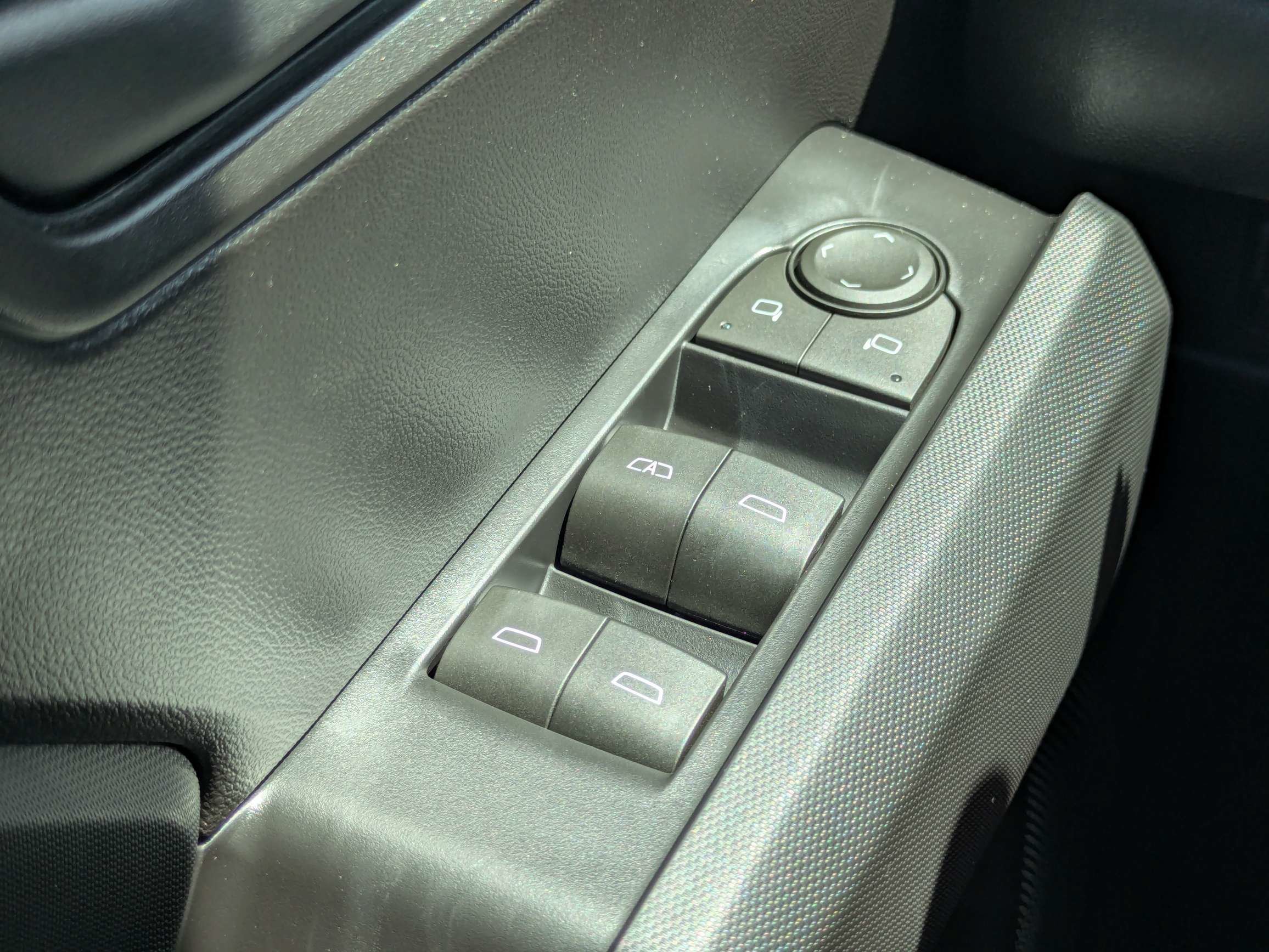 2026 Chevrolet Colorado Trail Boss - Photo 23