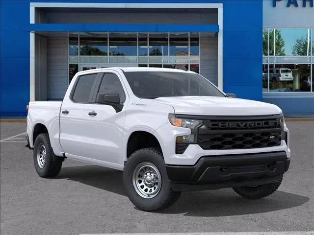 New 2026 Summit White Chevrolet WT image 7