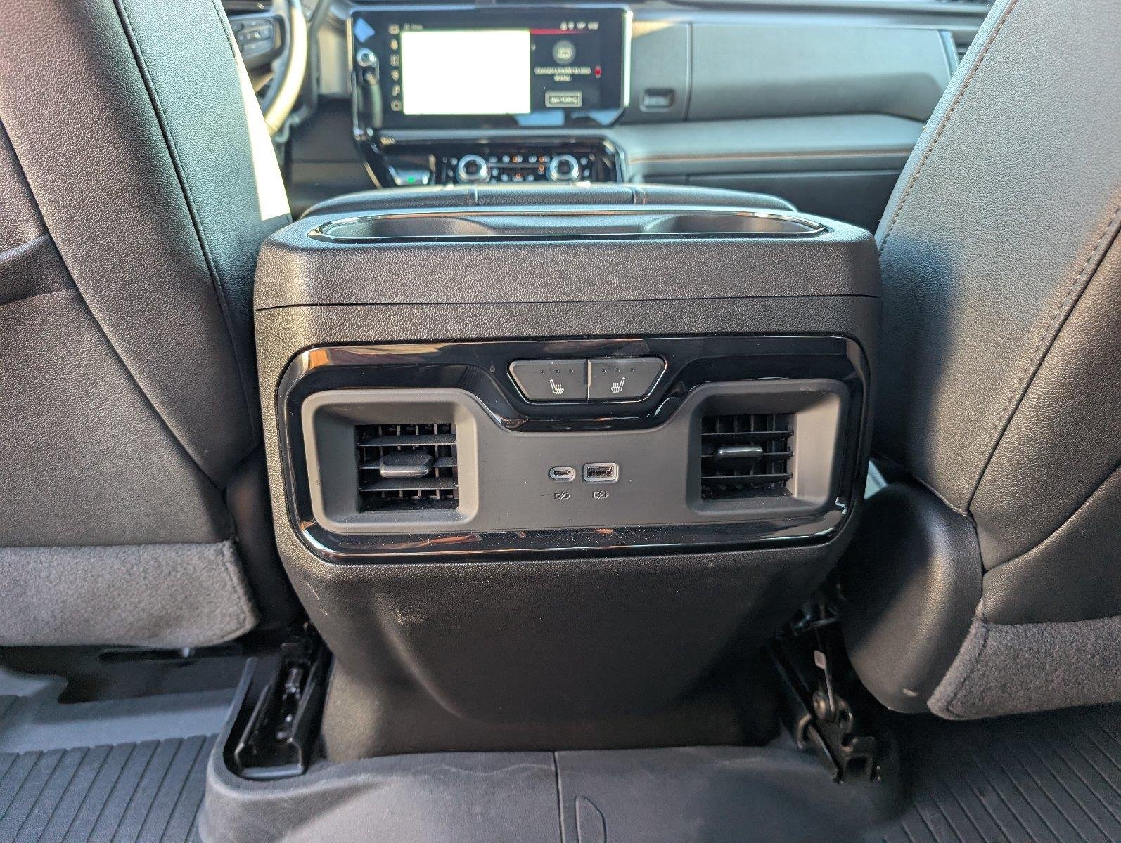 Used 2024 Summit White GMC AT4 image 33