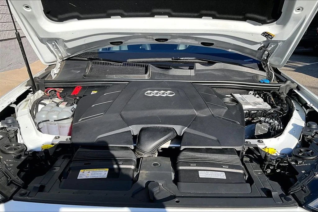 Used 2022  Audi 55 Premium Plus image 29
