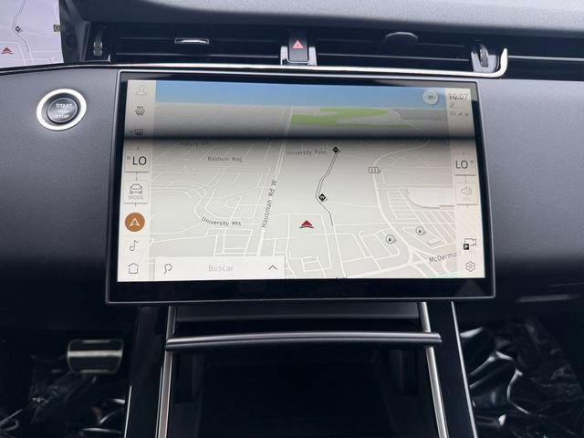 Certified Used 2024 Fuji White Land Rover Dynamic image 20