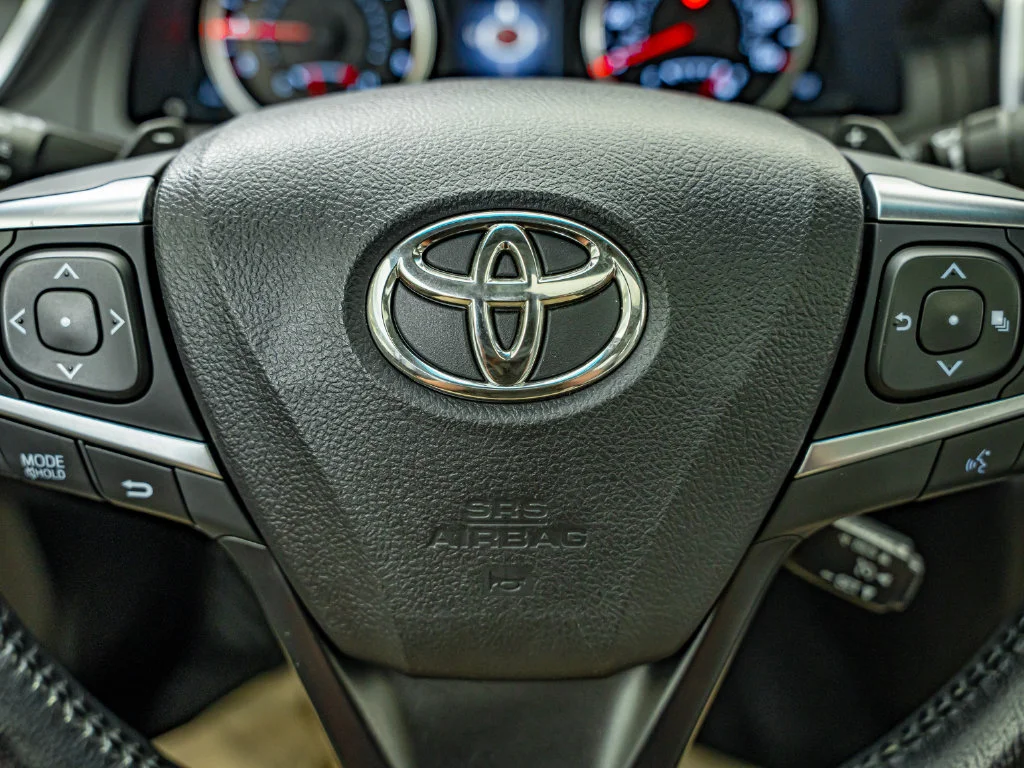 Used 2016 Celestial Silver Metallic Toyota XSE image 30