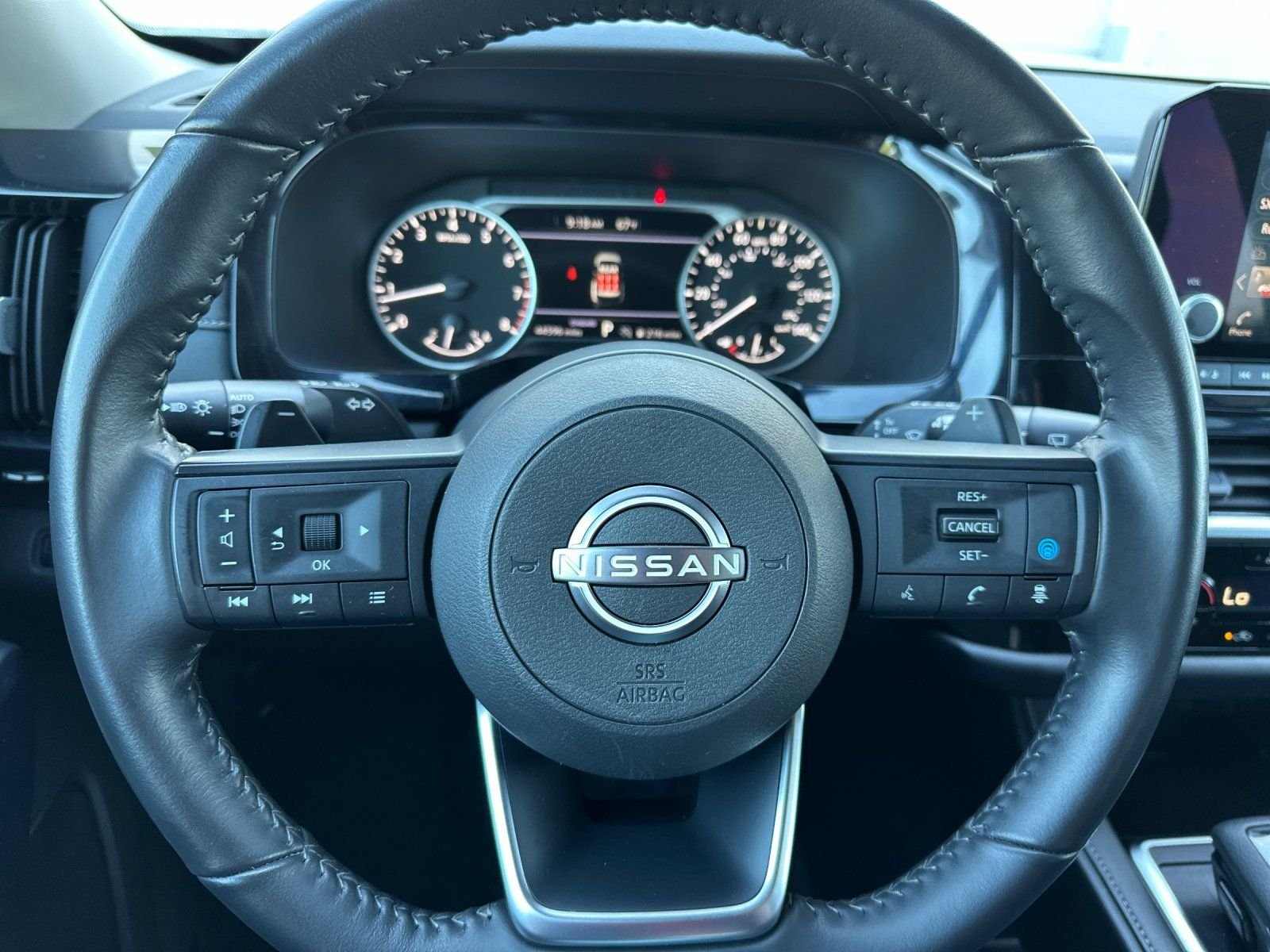 Used 2025 Silver Nissan SV image 23