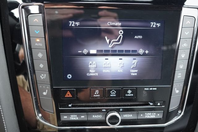 Certified Used 2020 White INFINITI LUXE image 33