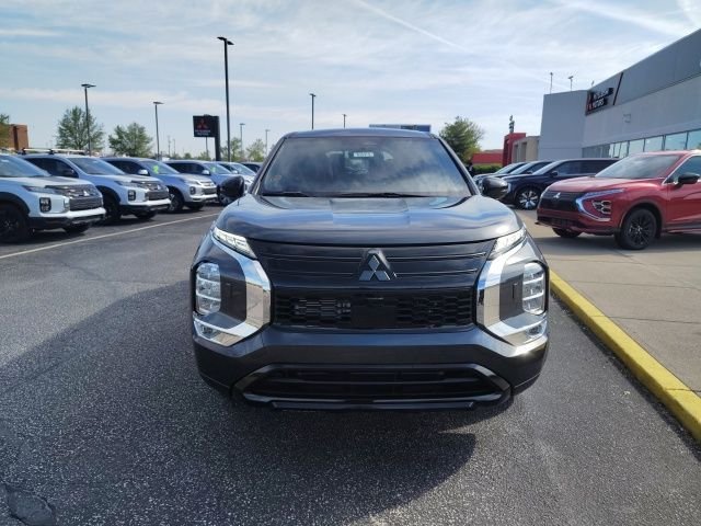 2026 Mitsubishi Outlander SE S-AWC's photo