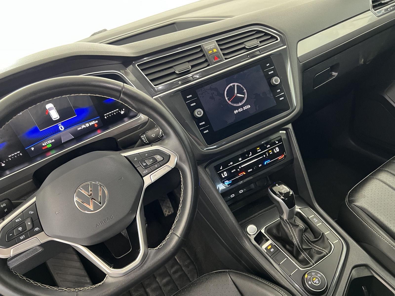 2024 Volkswagen Tiguan SE - Photo 22