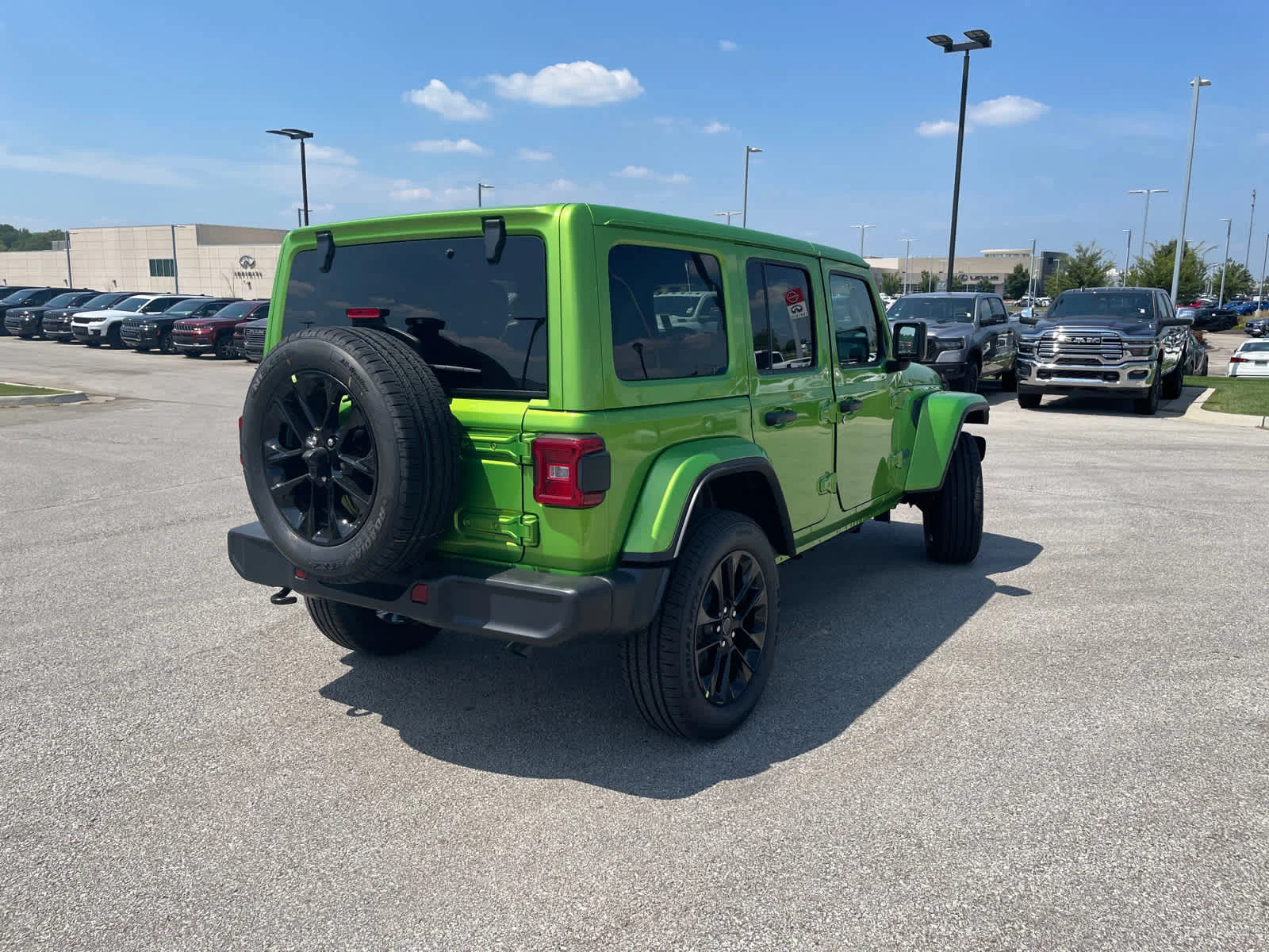 New 2025 Mojito Clearcoat Jeep Sahara image 9