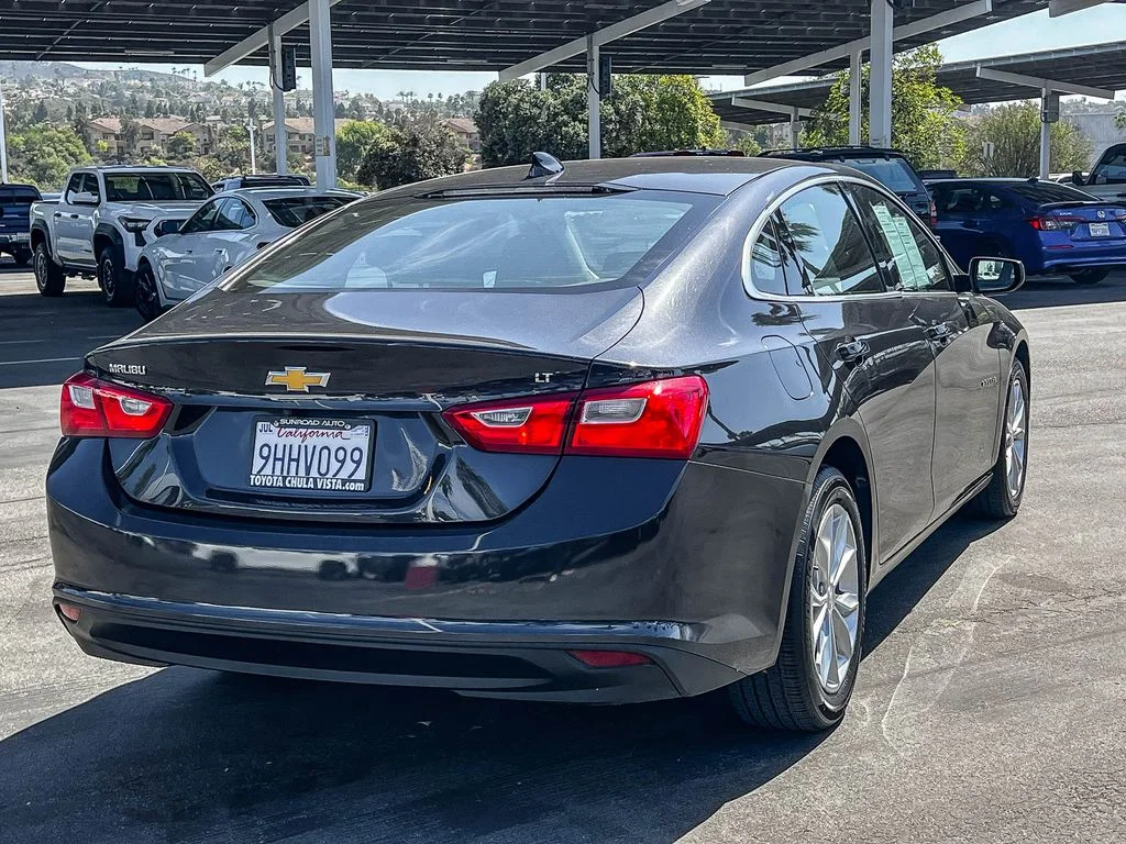 Used 2023 Gray Chevrolet LT image 6