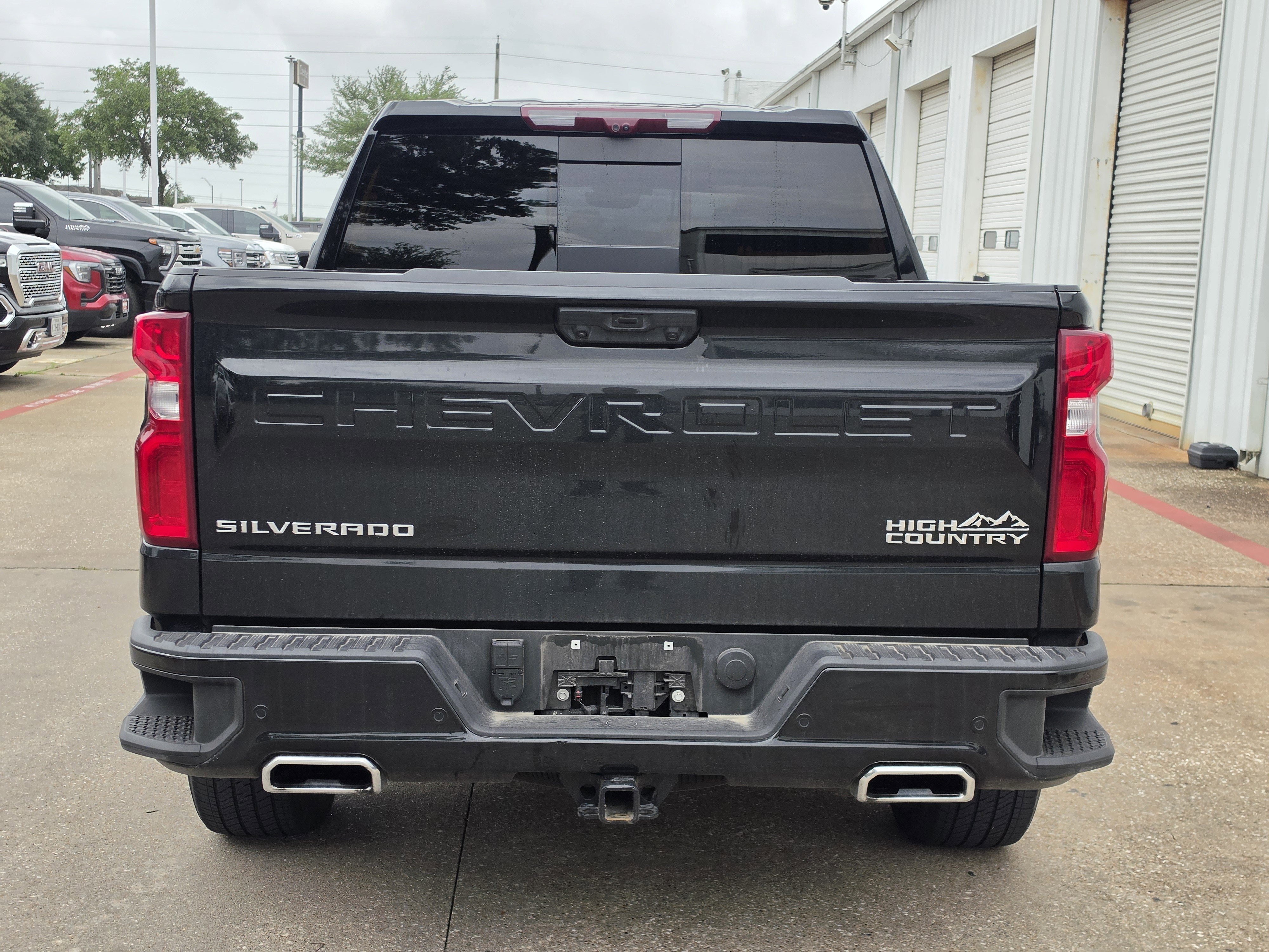 Used 2024 Black Chevrolet High Country image 10