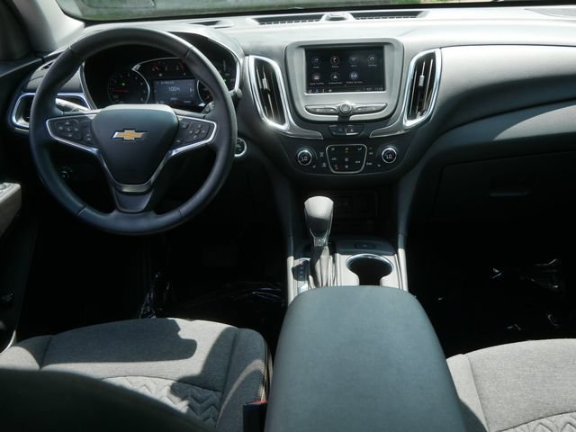 Used 2024 Summit White Chevrolet LT image 18