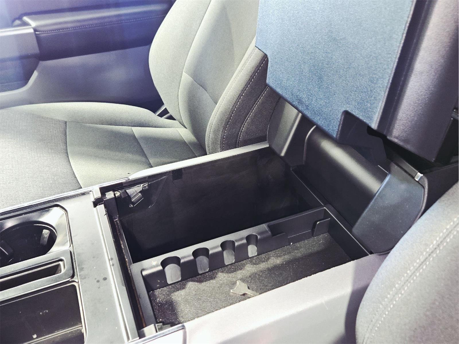 Used 2025 Atlas Blue FORD XLT image 45