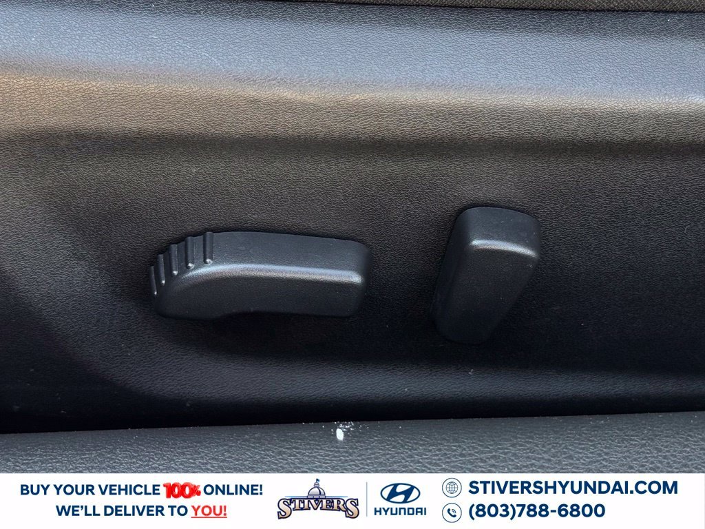 2025 Nissan Altima SV - Photo 25