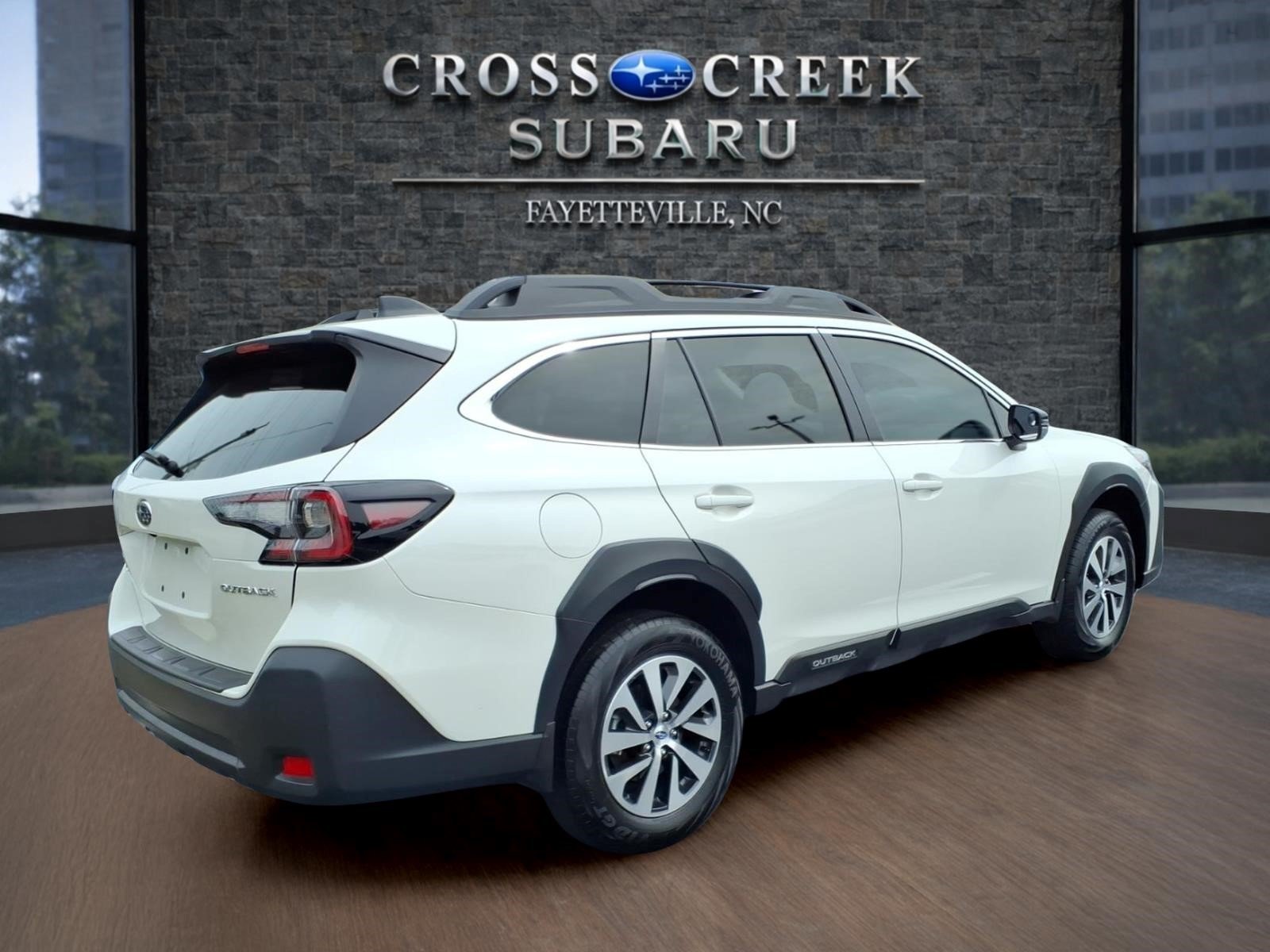 Certified Used 2025 Crystal White Pearl Whc Subaru Premium image 3