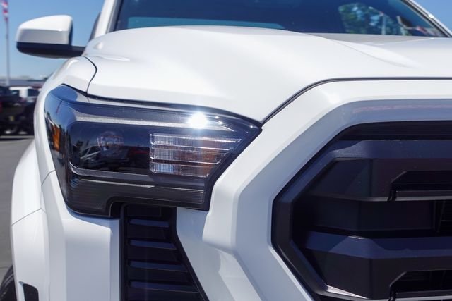 New 2026 Ice Cap Toyota  SR5 image 4