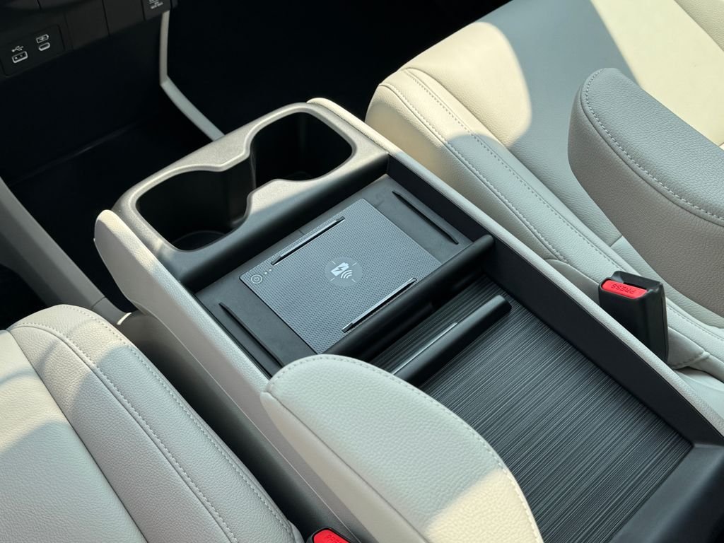 New 2026 Solar Silver Metallic Honda EX-L image 18