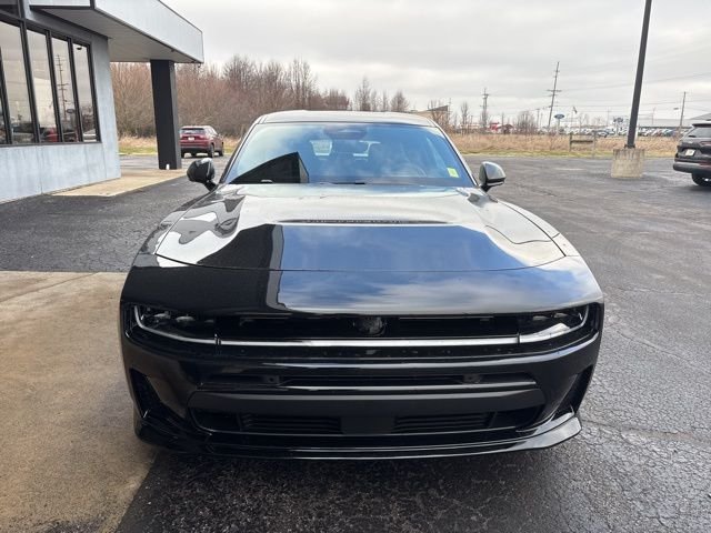 New 2026 Diamond Black Crystal Pearlcoat Dodge Scat Pack Plus image 7