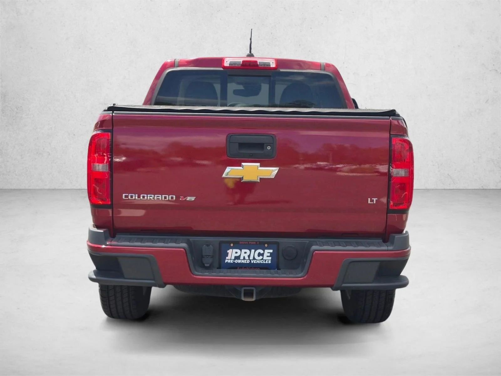 Used 2017 Cajun Red Tintcoat Chevrolet 2WD LT image 6