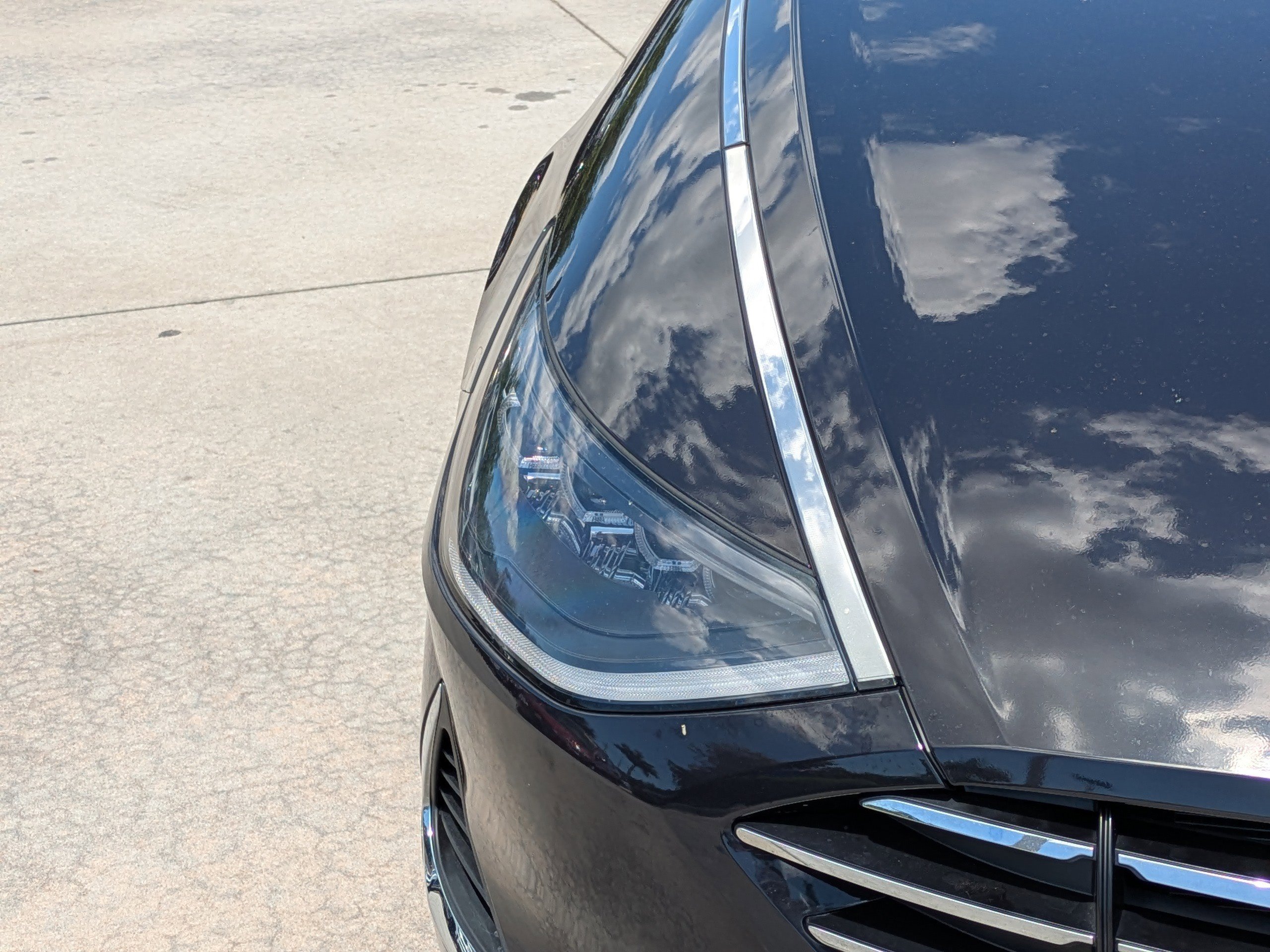 Certified Used 2023 Carbon Blue Hyundai SE image 7