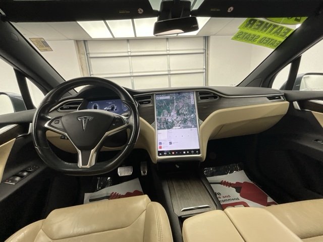 2016 Tesla Model X 90D photo 4