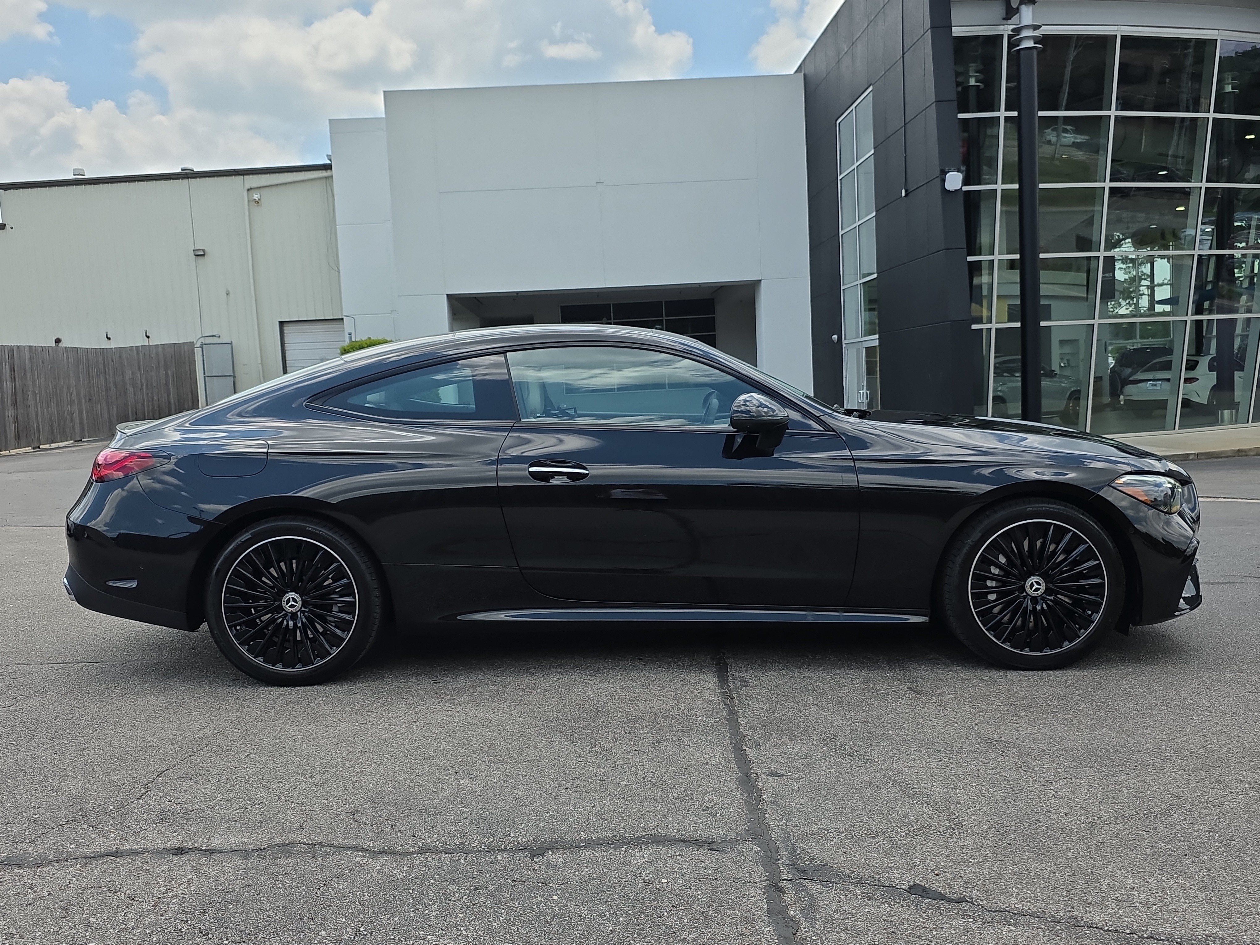 New 2026 Obsidian Black Metallic Mercedes-Benz CLE 450 image 34