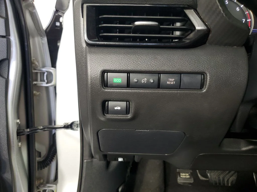 Used 2021 Silver Nissan SV image 26