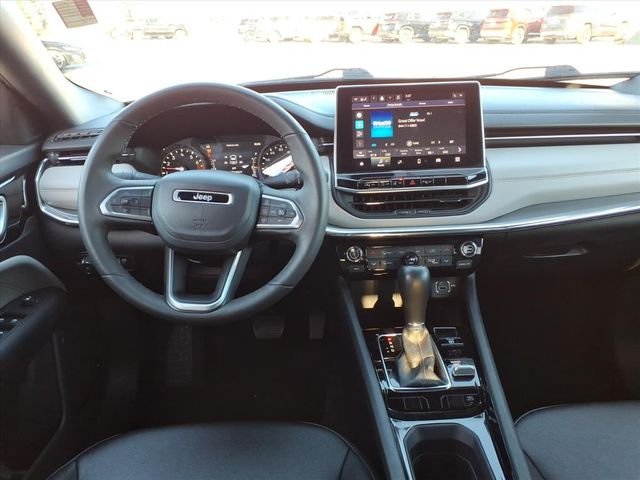 2024 Jeep Compass Limited - Photo 17