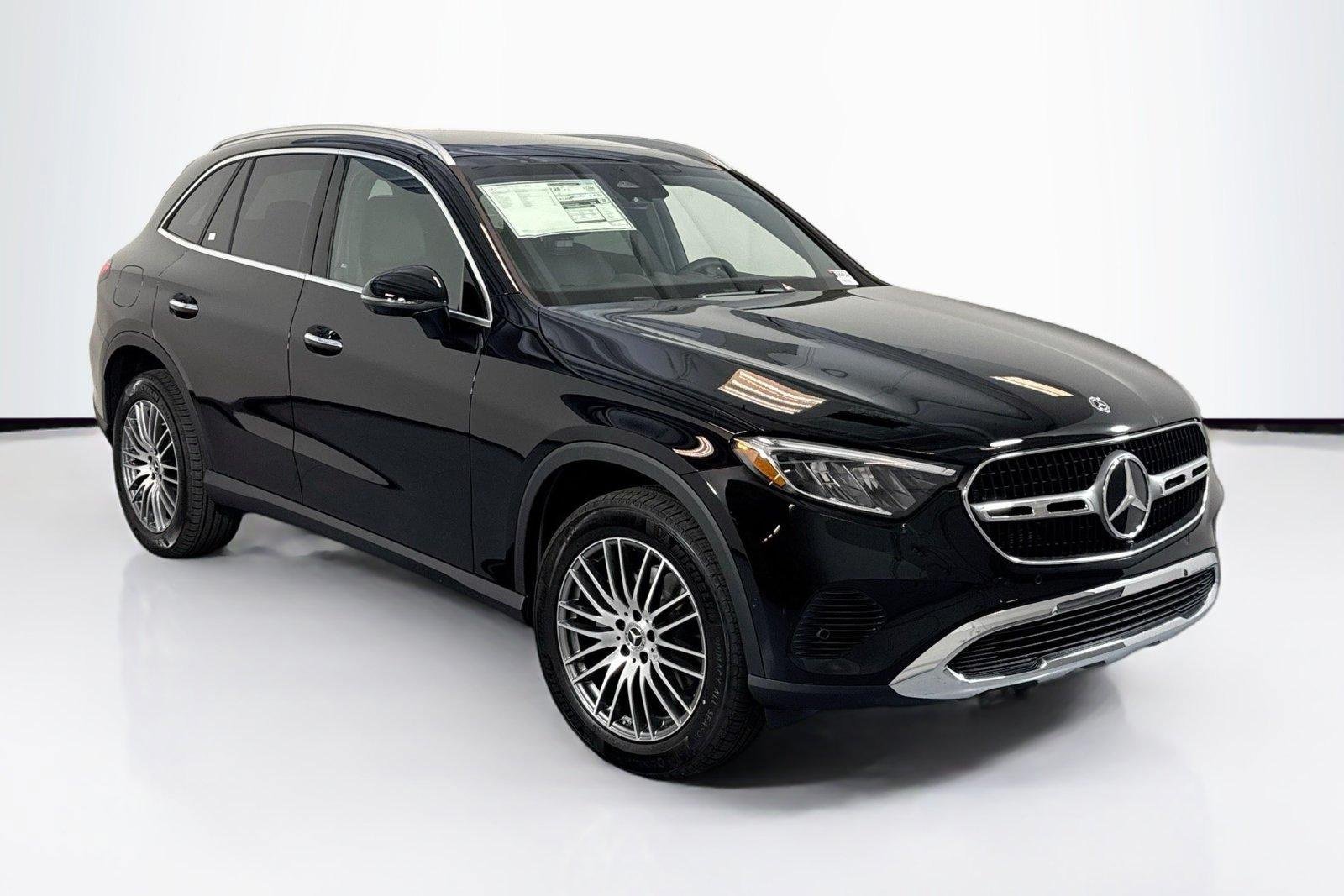 New 2026 Black Mercedes-Benz GLC 300 image 3