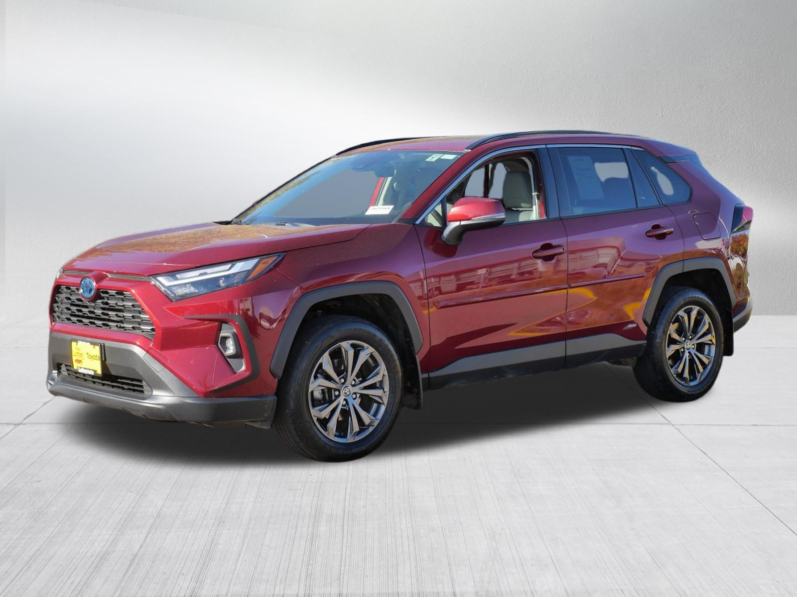 Certified Used 2022 Ruby Flare Pearl Toyota Hybrid XLE Premium image 3