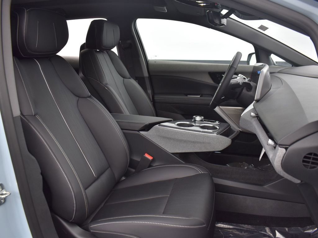 2026 CADILLAC OPTIQ - Image 38