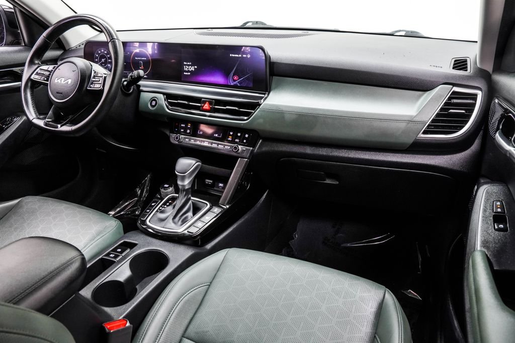 Used 2024 Black Kia SX image 22