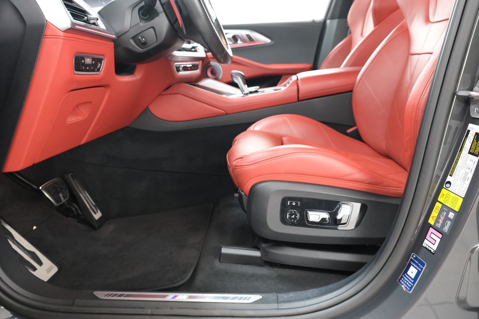 Used 2023 Dravit Gray Metallic BMW Base image 32