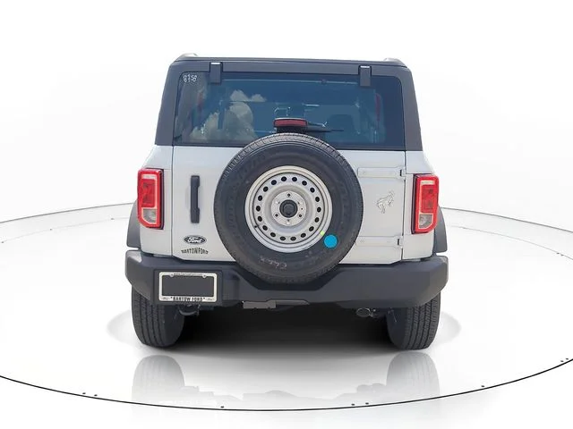 New 2026 Oxford White Ford Base image 6